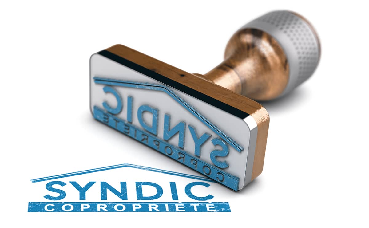 Syndic de copropriété, tampon sur fond blanc.